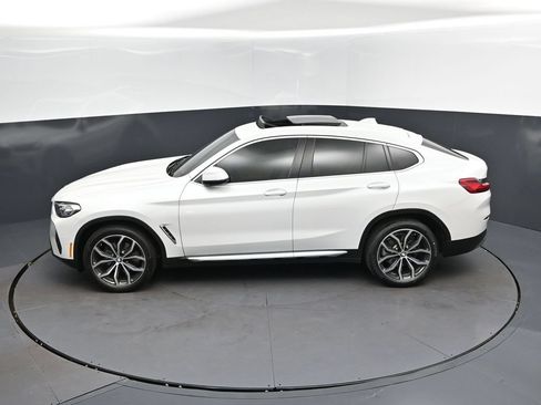 Used 2022 BMW X4 xDrive30i w/ Premium Package AWD/4WD image 32