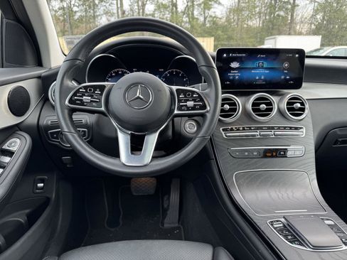 Certified 2022 Mercedes-Benz GLC 300 image 18