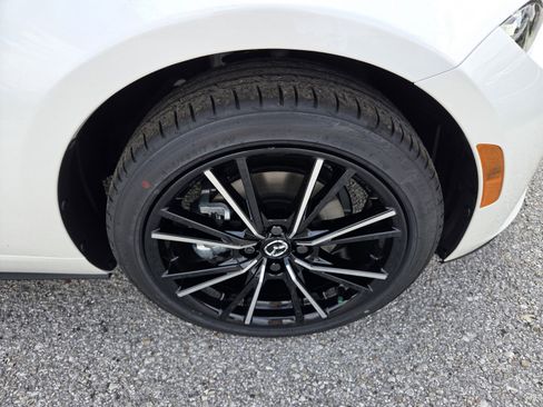 New 2026 MAZDA MX-5 Miata RF Grand Touring image 18