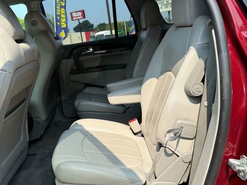 Used 2016 Buick Enclave Leather image 12