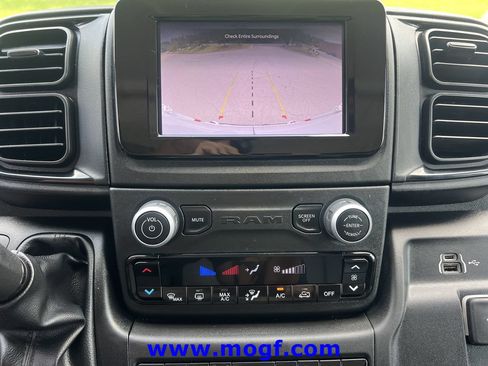 Used 2025 RAM ProMaster 2500 w/ Convenience Group FWD image 6