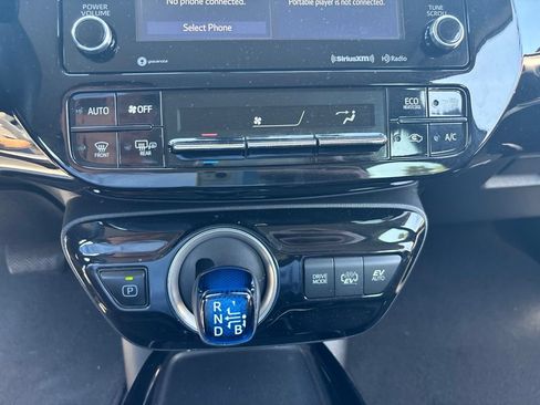 Used 2021 Toyota Prius Prime LE w/ Carpet Mat Package (TMS) FWD image 21