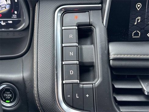 Used 2023 GMC Yukon XL AT4 w/ AT4 Premium Package image 33