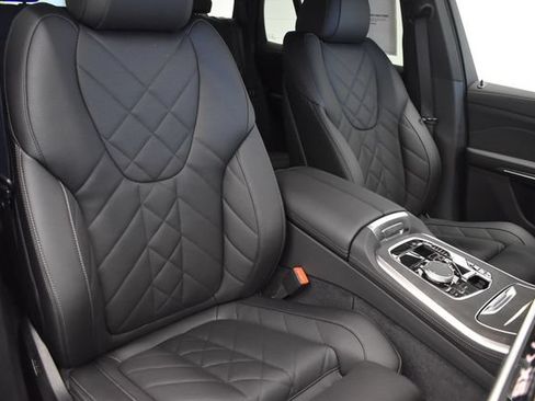 New 2026 BMW X5 xDrive40i w/ Premium Package AWD/4WD image 6