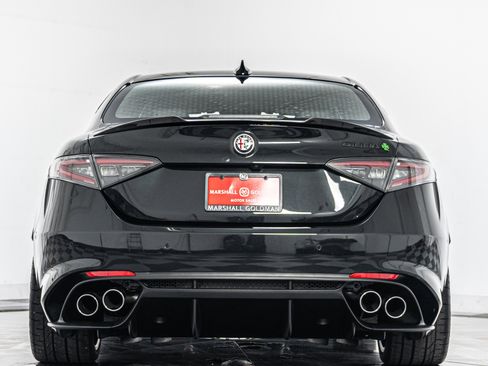 Used 2024 Alfa Romeo Giulia Quadrifoglio RWD image 8