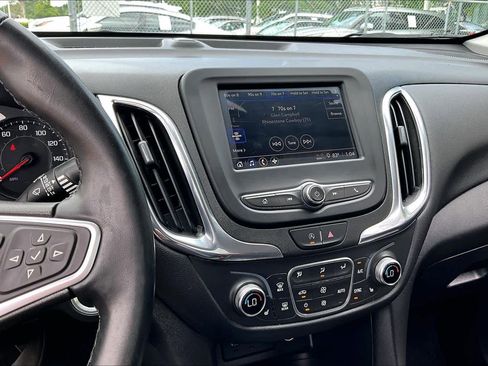 Used 2023 Chevrolet Equinox LT FWD image 6