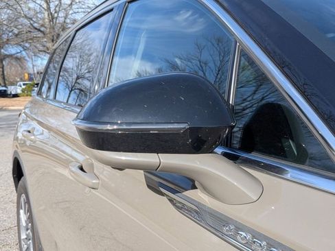 New 2026 Lincoln Corsair Premiere image 12