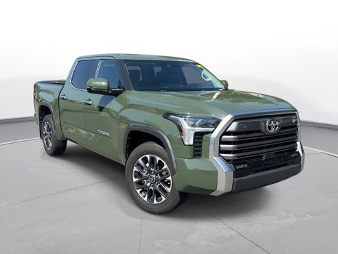 Used 2023 Toyota Tundra Limited w/ Power Package RWD image 4