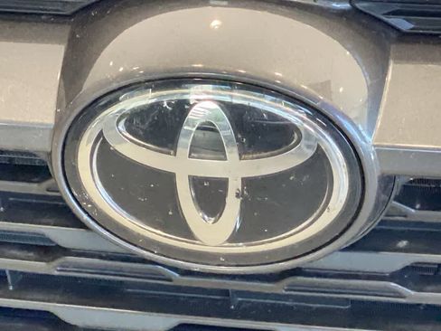 Used 2024 Toyota RAV4 XLE w/ Convenience Package AWD/4WD image 10