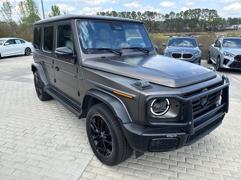 Used 2025 Mercedes-Benz G 550 image 7
