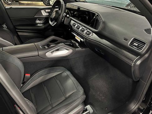 New 2026 Mercedes-Benz GLE 53 AMG 4MATIC image 11
