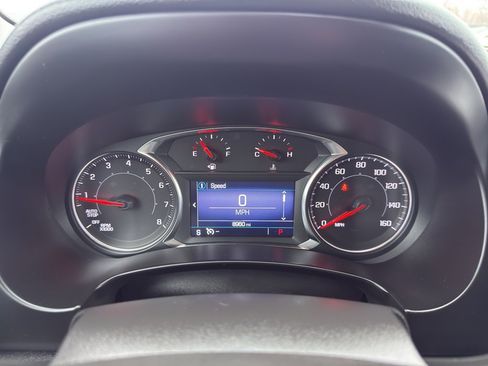 Used 2023 GMC Terrain SLE w/ Driver Convenience Package image 18