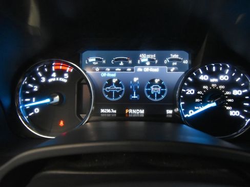 Used 2022 Ford F250 Lariat image 10