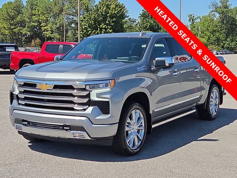 Used 2023 Chevrolet Silverado 1500 High Country w/ High Country Premium Package AWD/4WD image 2