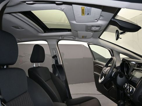 Used 2018 Honda Fit EX image 24