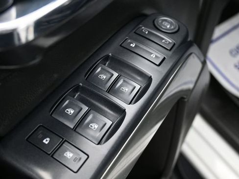 Used 2018 Chevrolet Silverado 1500 LT image 13