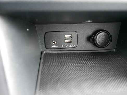 Used 2023 Subaru Crosstrek 2.5i Limited w/ Moonroof Package image 33