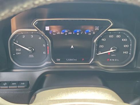 Used 2021 GMC Sierra 1500 AT4 w/ AT4 Value Package AWD/4WD image 7
