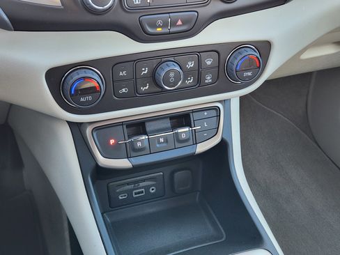 Certified 2023 GMC Terrain Denali w/ Denali Premium Package image 17