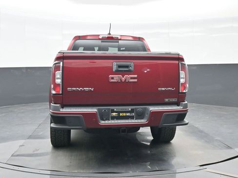 Used 2019 GMC Canyon Denali image 5