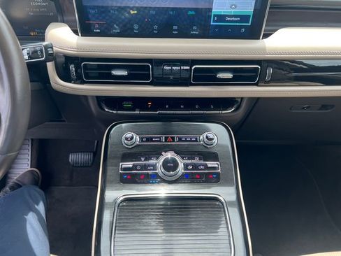 Certified 2022 Lincoln Nautilus Reserve w/ Equipment Group 201A AWD/4WD image 23