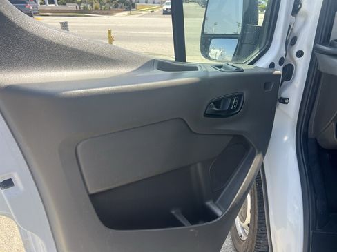 Used 2022 Ford Transit 250 148 High Roof Extended RWD image 8