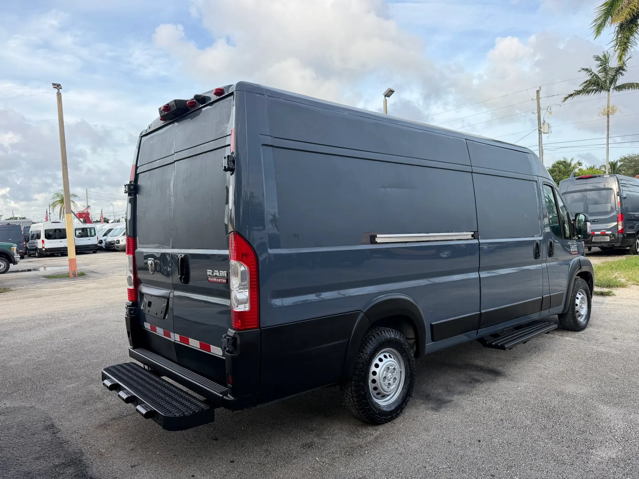 Used 2021 RAM ProMaster 3500 FWD image 7