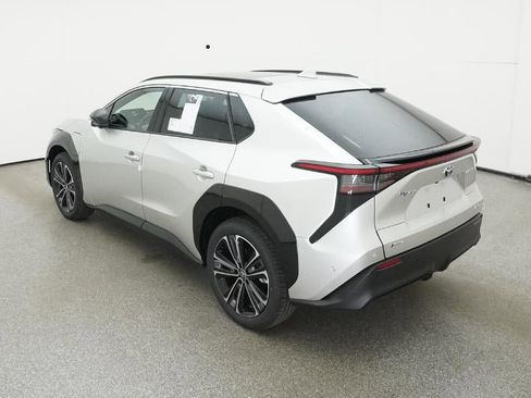 New 2025 Toyota bZ4X AWD image 40