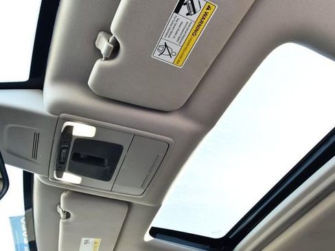 Used 2025 Honda CR-V EX image 22