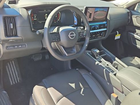 New 2026 Nissan Pathfinder SL w/ SL Premium Package FWD image 5
