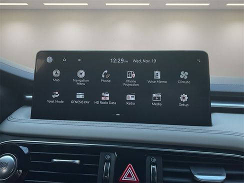 Used 2023 Genesis G70 2.0T w/ Sport Prestige Package image 22