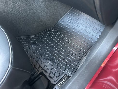 Used 2017 Chevrolet Corvette Grand Sport w/ Carbon Flash Badge Package image 20