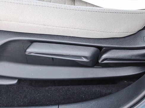 Certified 2024 Honda HR-V LX image 22