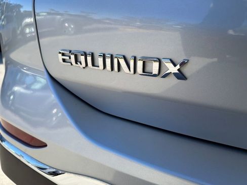 Used 2018 Chevrolet Equinox Premier image 9