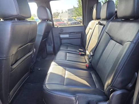 Used 2016 Ford F250 Lariat w/ Lariat Ultimate Package AWD/4WD image 8