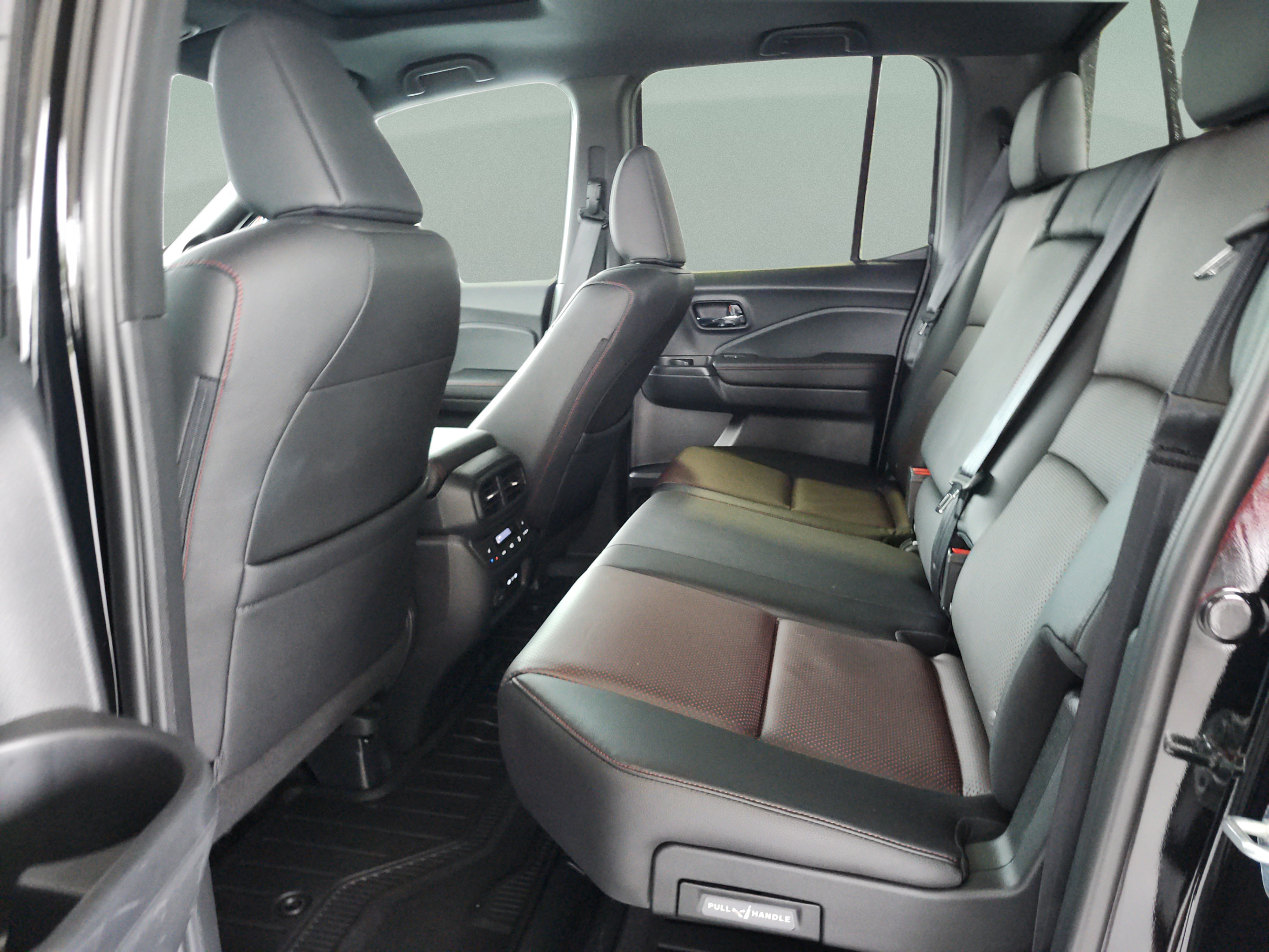 Used 2024 Honda Ridgeline Black Edition image 17
