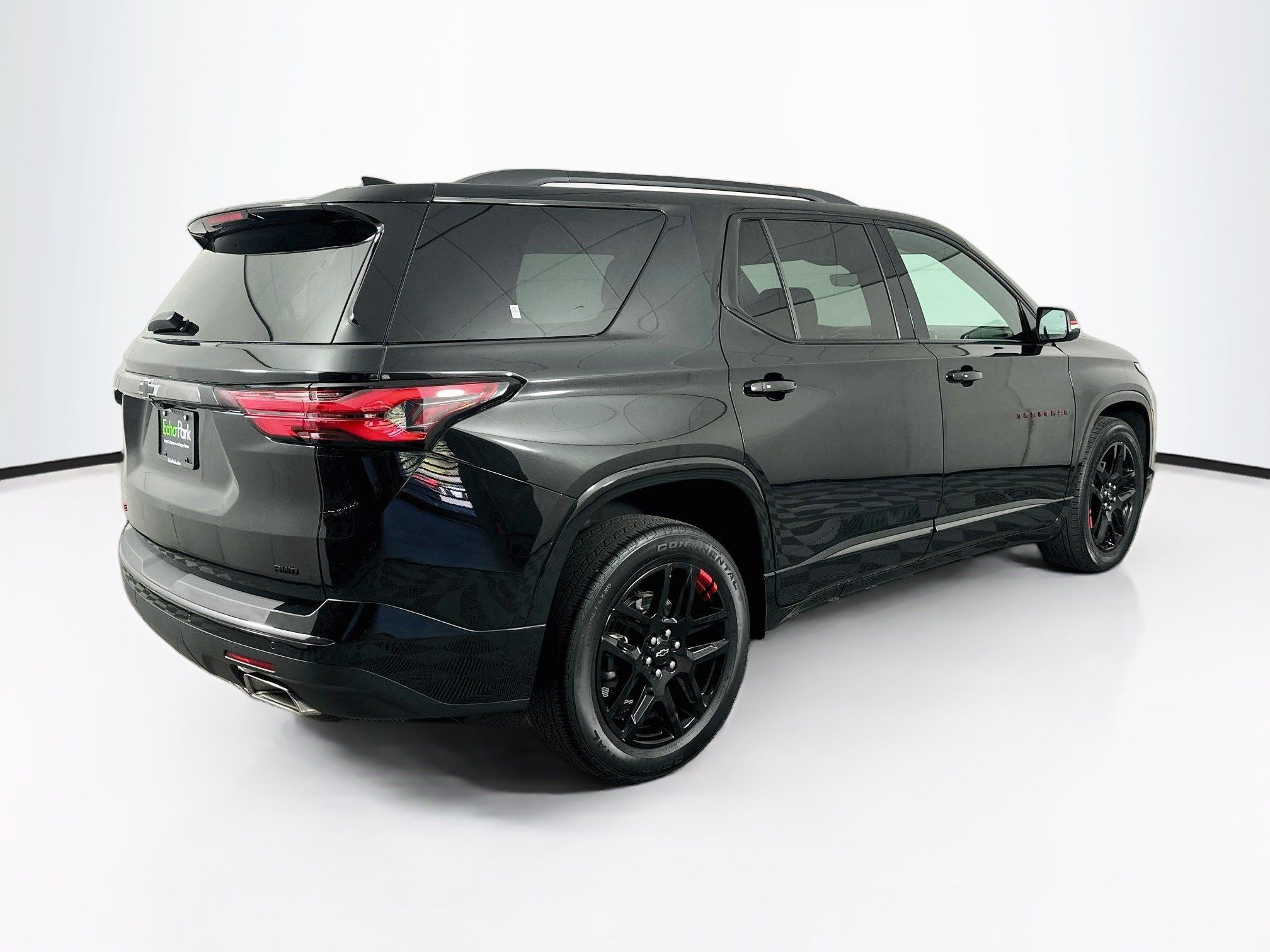 Used 2023 Chevrolet Traverse Premier w/ Redline Edition AWD/4WD image 9