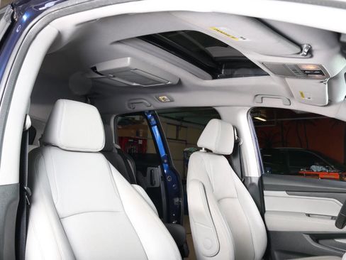 Used 2019 Honda Odyssey EX-L image 36