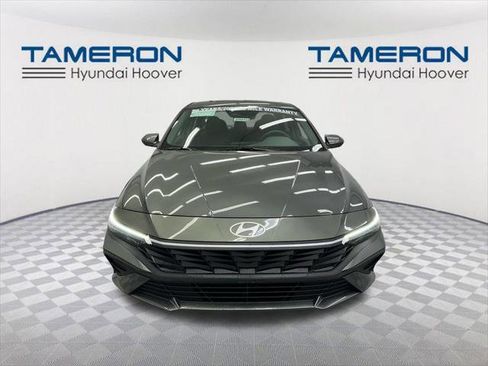 New 2026 Hyundai Elantra SE image 8