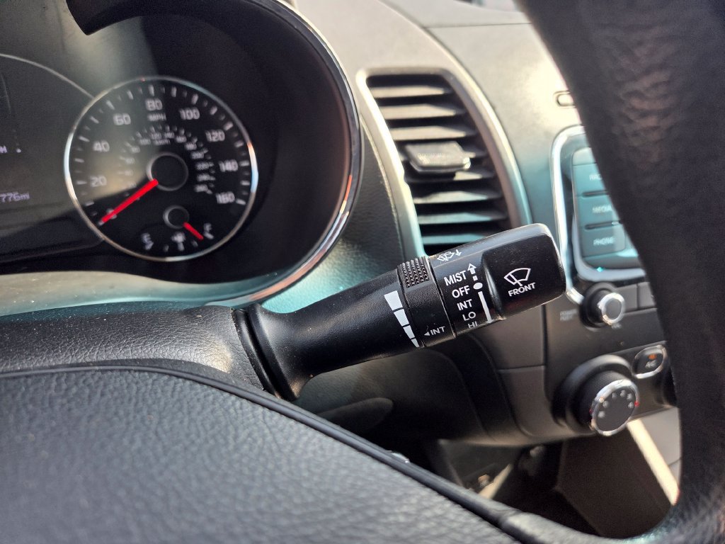 Used 2018 Kia Forte LX w/ LX Rear Camera Package FWD image 15