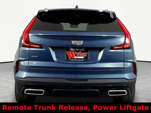 Used 2025 Cadillac XT4 Premium Luxury w/ Technology Package AWD/4WD image 5