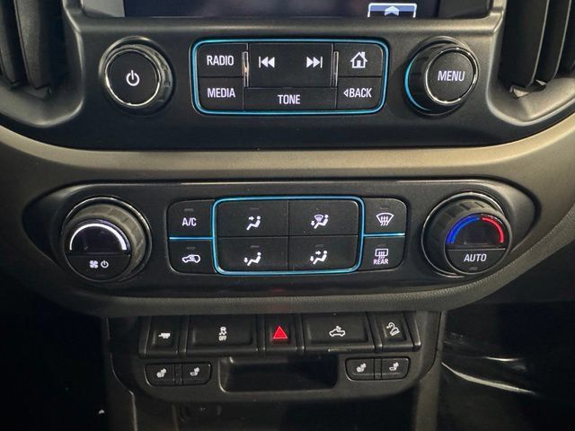 Used 2018 Chevrolet Colorado Z71 AWD/4WD image 17
