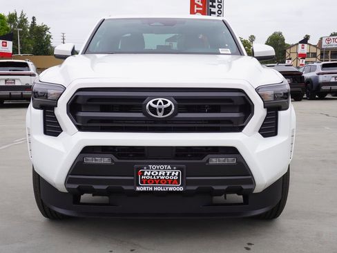 New 2026 Toyota Tacoma SR5 RWD image 2