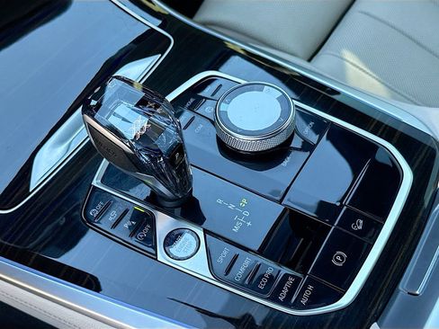 Used 2019 BMW X5 xDrive40i w/ Luxury Seating Package image 30