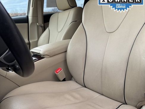 Used 2015 Toyota Venza Limited image 3