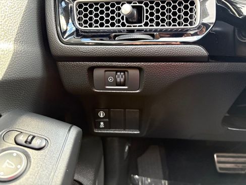 Used 2024 Honda Civic Sport image 22
