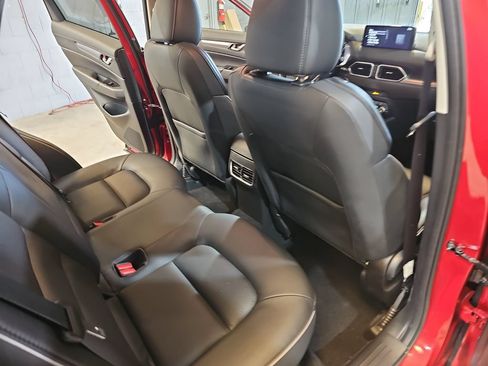 Certified 2025 MAZDA CX-5 AWD 2.5 S w/ Select Package image 11