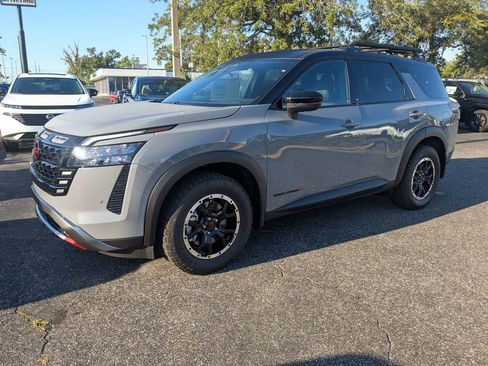 New 2026 Nissan Pathfinder Rock Creek w/ Rock Creek Premium Package AWD/4WD image 8