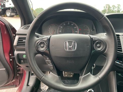 Used 2016 Honda Accord Sport image 15