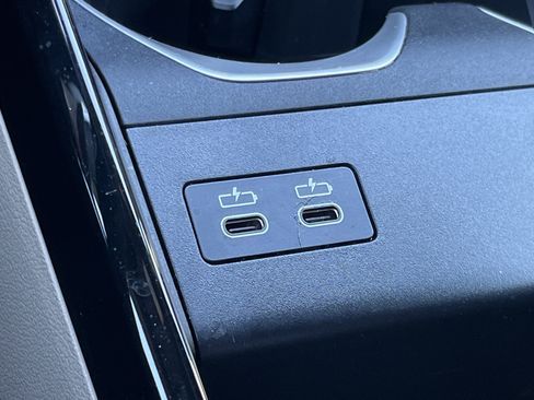 Used 2025 BMW X1 xDrive28i w/ Convenience Package image 9